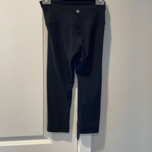 Lululemon Align 19” Crop, Size 4